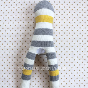 sew-sock-monkey-9 Мягкая игрушка. Обезьянка  из носков